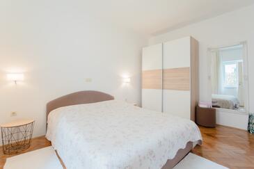 Ferienwohnungen am Meer Duce, Omis - 8378