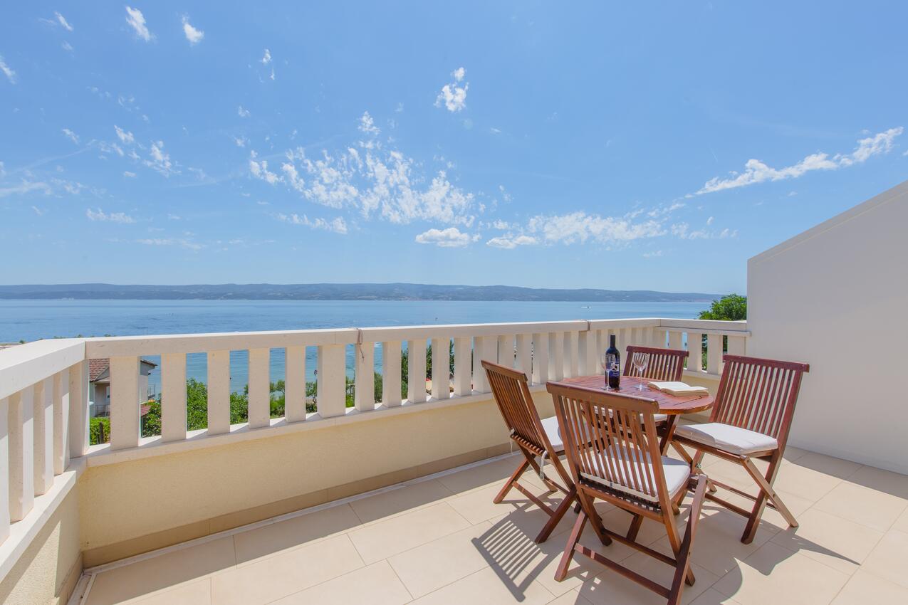 Apartments by the sea Duće, Omiš - 8378