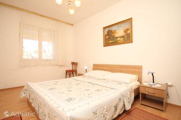 Ferienhaus mit Parkplatz Lukoran, Ugljan - 8385