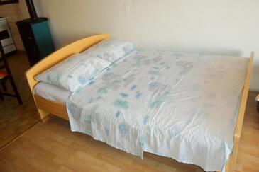 Apartmani uz more Neviđane, Pašman - 8401