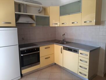 Apartmány s parkoviskom Ugljan - 8403