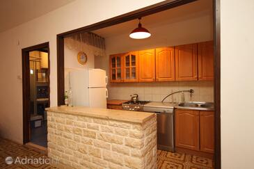 Appartamenti accanto al mare Zdrelac, Pasman - 8405