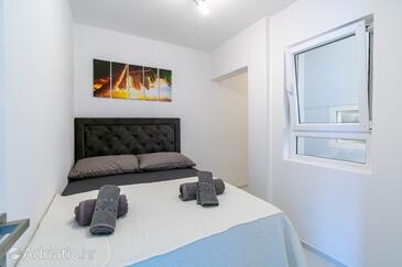 Apartments by the sea Poljana, Ugljan - 8419