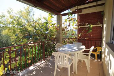 Apartmaji ob morju Ugljan - 8423