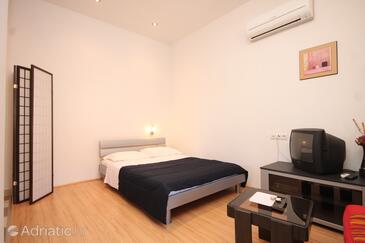 Apartments for families with children Ždrelac, Pašman - 8424