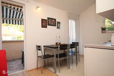 Apartments for families with children Ždrelac, Pašman - 8424