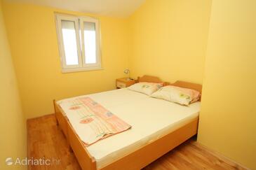 Apartments by the sea Ždrelac, Pašman - 8427