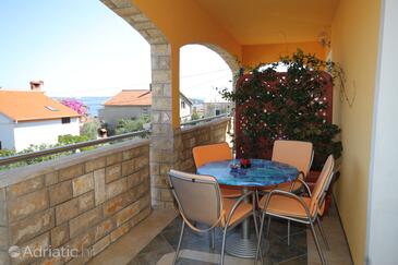 Apartments with parking space Preko, Ugljan - 8428