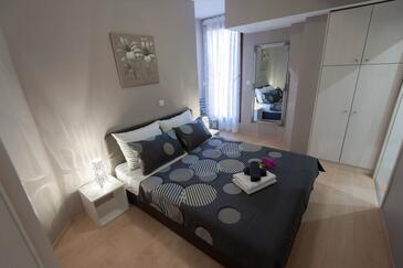 Ferienwohnungen am Meer Poljana, Ugljan - 8432