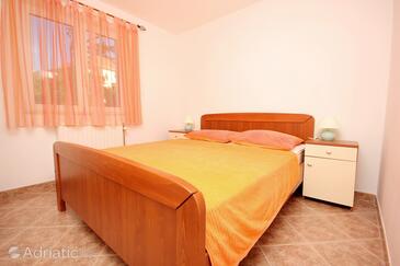 Apartments by the sea Okrug Gornji, Čiovo - 8440