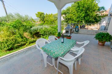 One bedroom apartment Okrug Gornji, Čiovo (A-8440-b(