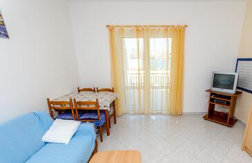 Apartments by the sea Okrug Gornji, Čiovo - 8440