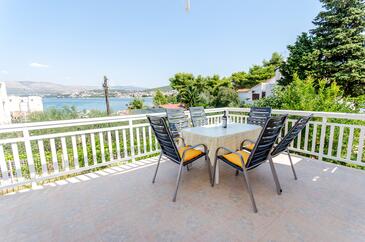 Apartments by the sea Okrug Gornji, Čiovo - 8440