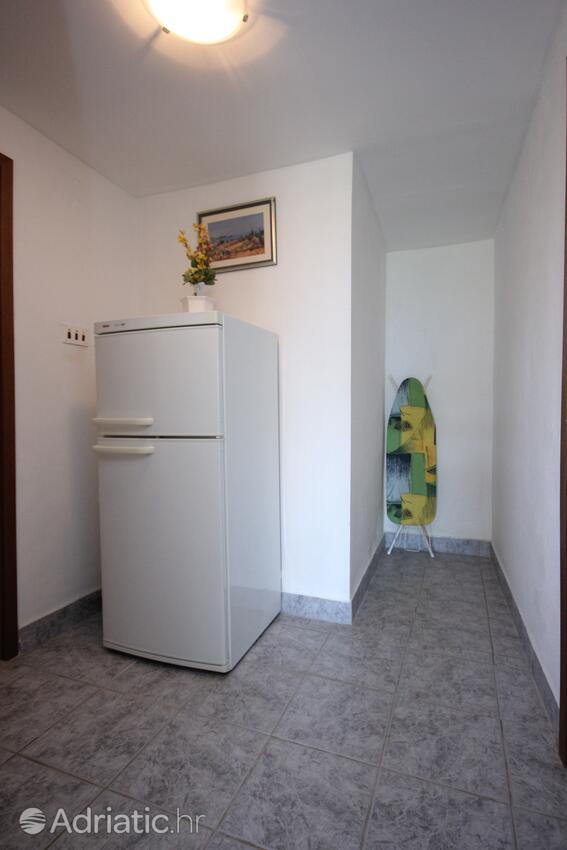 A-8448-c - Alloggi privati - Appartamenti con parcheggio Lissa - Vis