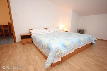 Ferienwohnungen am Meer Poljana, Ugljan - 8450