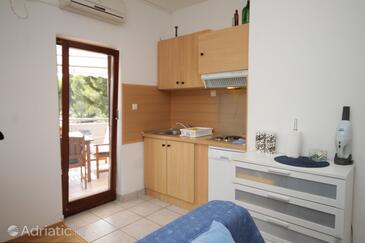 Ferienwohnungen am Meer Kukljica, Ugljan - 8452