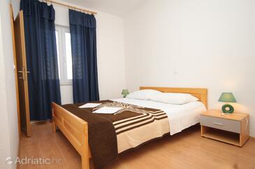 Apartmanok a tenger mellett Tkon, Pasman - 8454