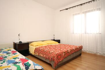 Apartmaji ob morju Ugljan - 846