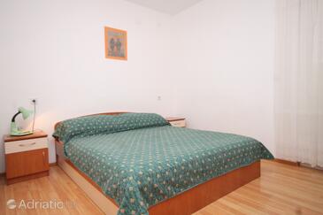 Apartments by the sea Cove Mala Lamjana, Ugljan - 8461