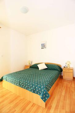 Apartments by the sea Cove Mala Lamjana, Ugljan - 8461