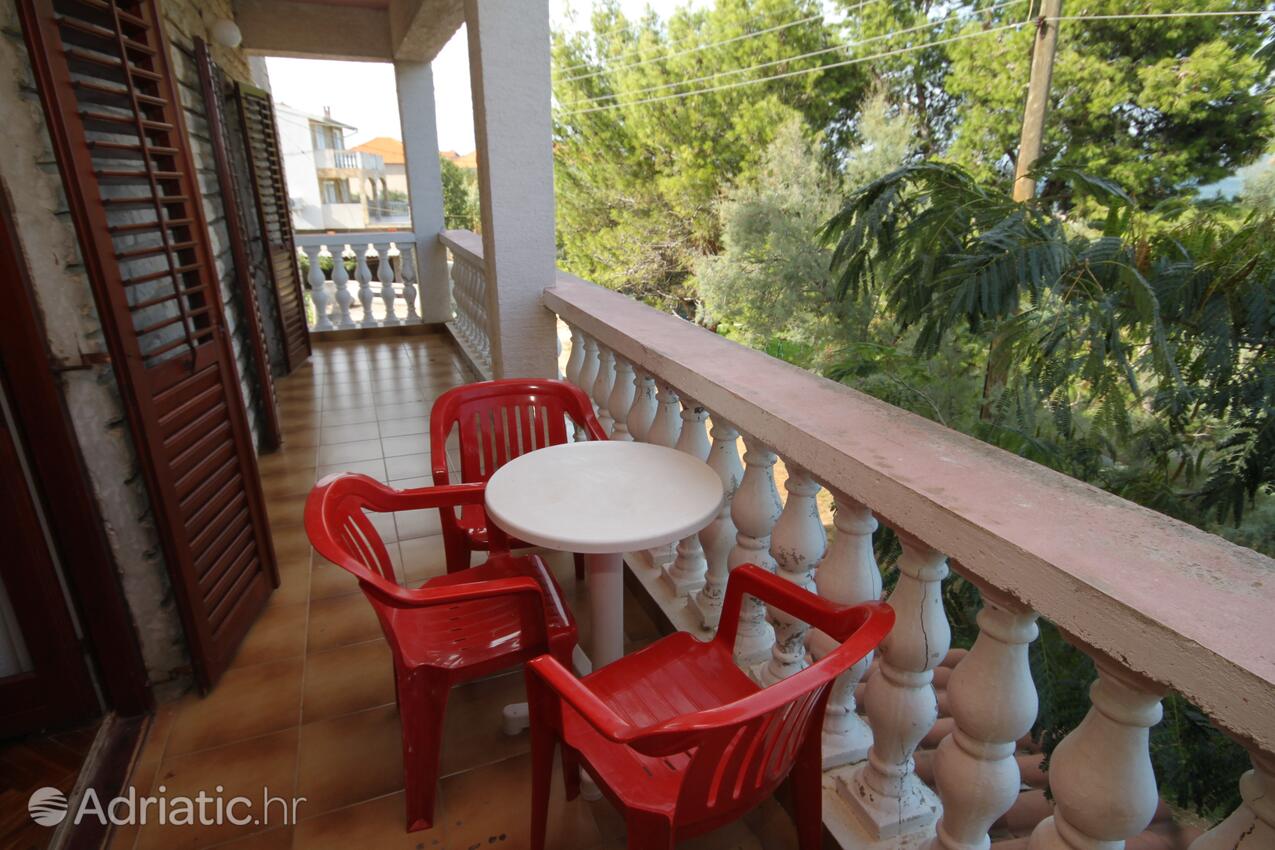 A-8464-c - Private accommodation - Apartments and rooms by the sea Mrljane, Pašman