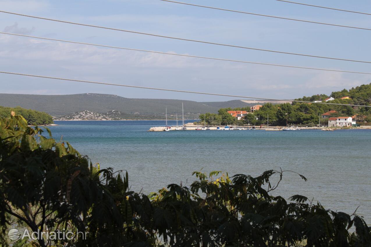 A-8464-c - Private accommodation - Apartments and rooms by the sea Mrljane, Pašman