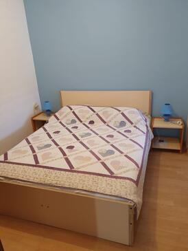 Apartments and rooms by the sea Mrljane, Pašman - 8464