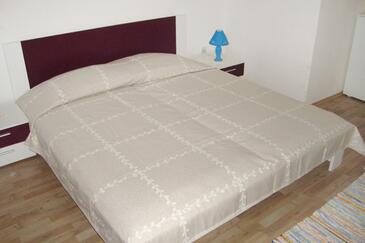 Apartamenty z parkingiem Muline, Ugljan - 8486