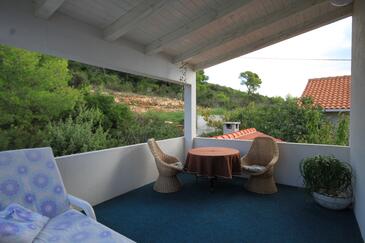 Two bedroom apartment Rukavac, Vis (A-8489-a(