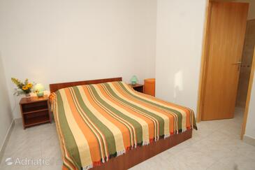 Appartamenti con parcheggio Mrljane, Pasman - 8498