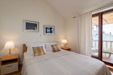 Ferienwohnungen mit Parkplatz Muline, Ugljan - 8521