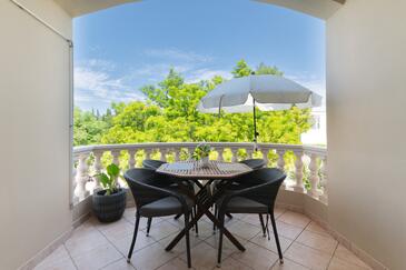 Lägenheter med parkering Muline, Ugljan - 8521