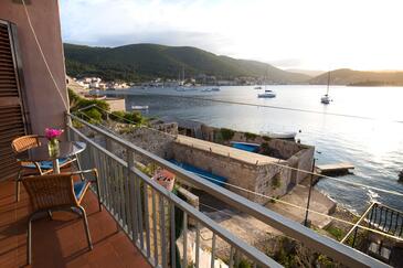 Appartamenti accanto al mare Lissa - Vis - 8525