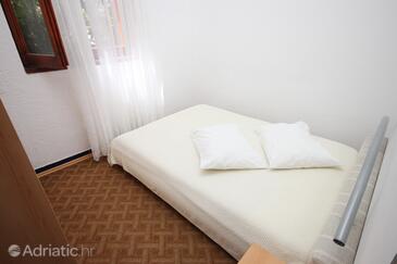 Apartments by the sea Biograd na Moru, Biograd - 858