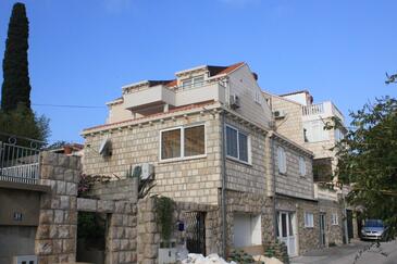 Apartment with terrace Dubrovnik, South Dalmatia