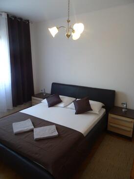 Ferienwohnungen mit Parkplatz Biograd na Moru, Biograd - 860