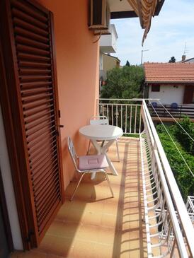Apartments with parking space Biograd na Moru, Biograd - 860