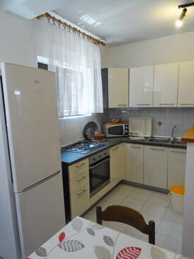 Appartements avec parking Biograd na Moru, Biograd - 860