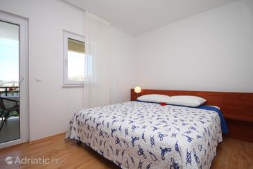 Apartments with parking space Seget Vranjica, Trogir - 8618