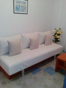 Apartments with parking space Seget Vranjica, Trogir - 8618