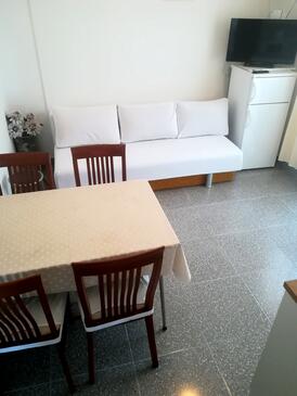 Apartments with parking space Seget Vranjica, Trogir - 8618