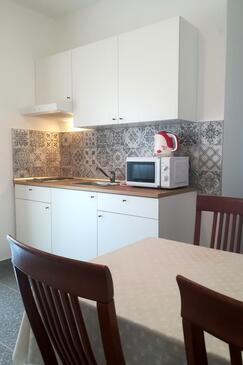 Apartments with parking space Seget Vranjica, Trogir - 8618