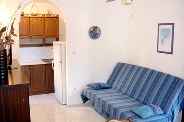 Apartmani s parkingom Seget Vranjica, Trogir - 8623