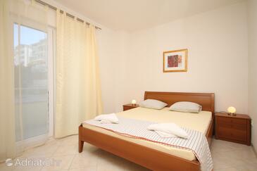 Family-friendly apartments with swimming pool Okrug Gornji, Čiovo - 8626