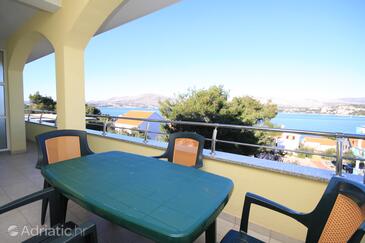 Family-friendly apartments with swimming pool Okrug Gornji, Čiovo - 8626