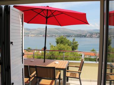 Family-friendly apartments with swimming pool Okrug Gornji, Čiovo - 8626