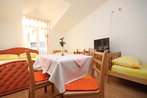 Studio Appartement Kastel Kambelovac, Kastela (AS-8627-k(