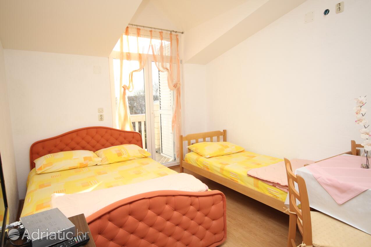 AS-8627-m - Private accommodation - Apartments by the sea Kaštel Kambelovac, Kaštela