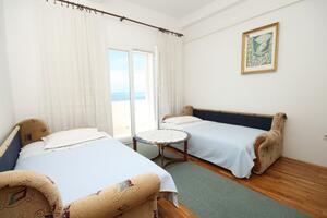 Jednopokojový apartmán Podstrana Jednopokojový apartmán Podstrana, Split (A-8635-b)