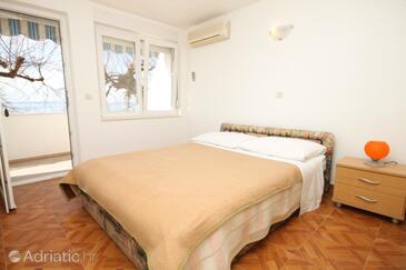 Апартаменты и комнаты у моря Подстрана - Podstrana, Сплит - Split - 8635